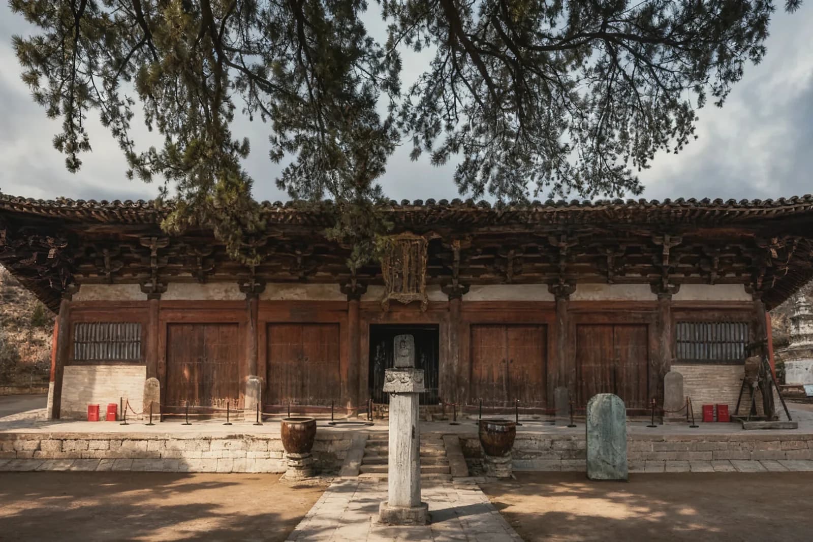 Foguang Temple East Hall, Tang-dynasty timber structure on Mount Wutai